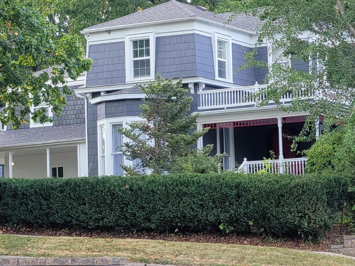 Stephens House-Beautiful Victorian Vacation Home Maquoketa Buitenkant foto